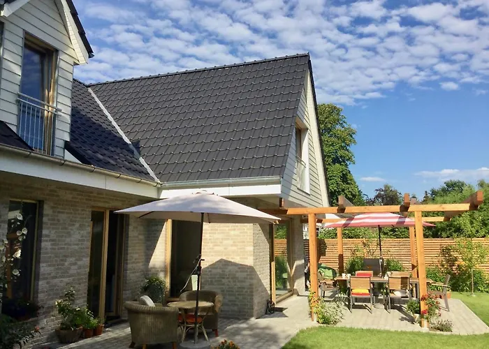 Moorblick! Grosse Dachwohnung Mit Kamin Und Sauna